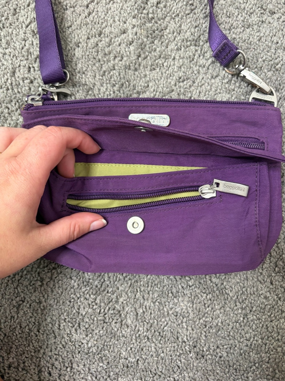 Baggallini Purple Crossbody Bag - Picture 4 of 7
